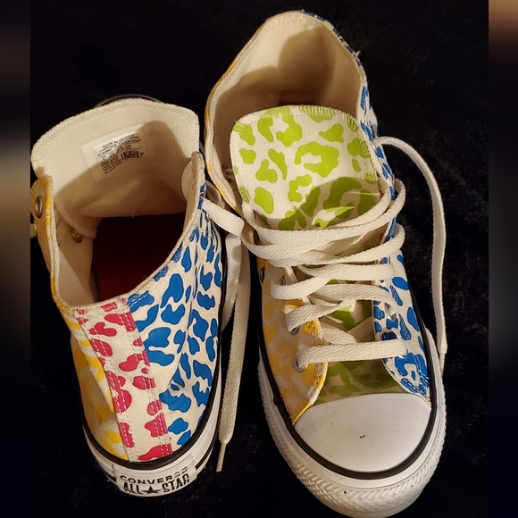 Converse Big Kids Size 7 High Top Chuck Taylor Multicolor - Picture 6 of 6